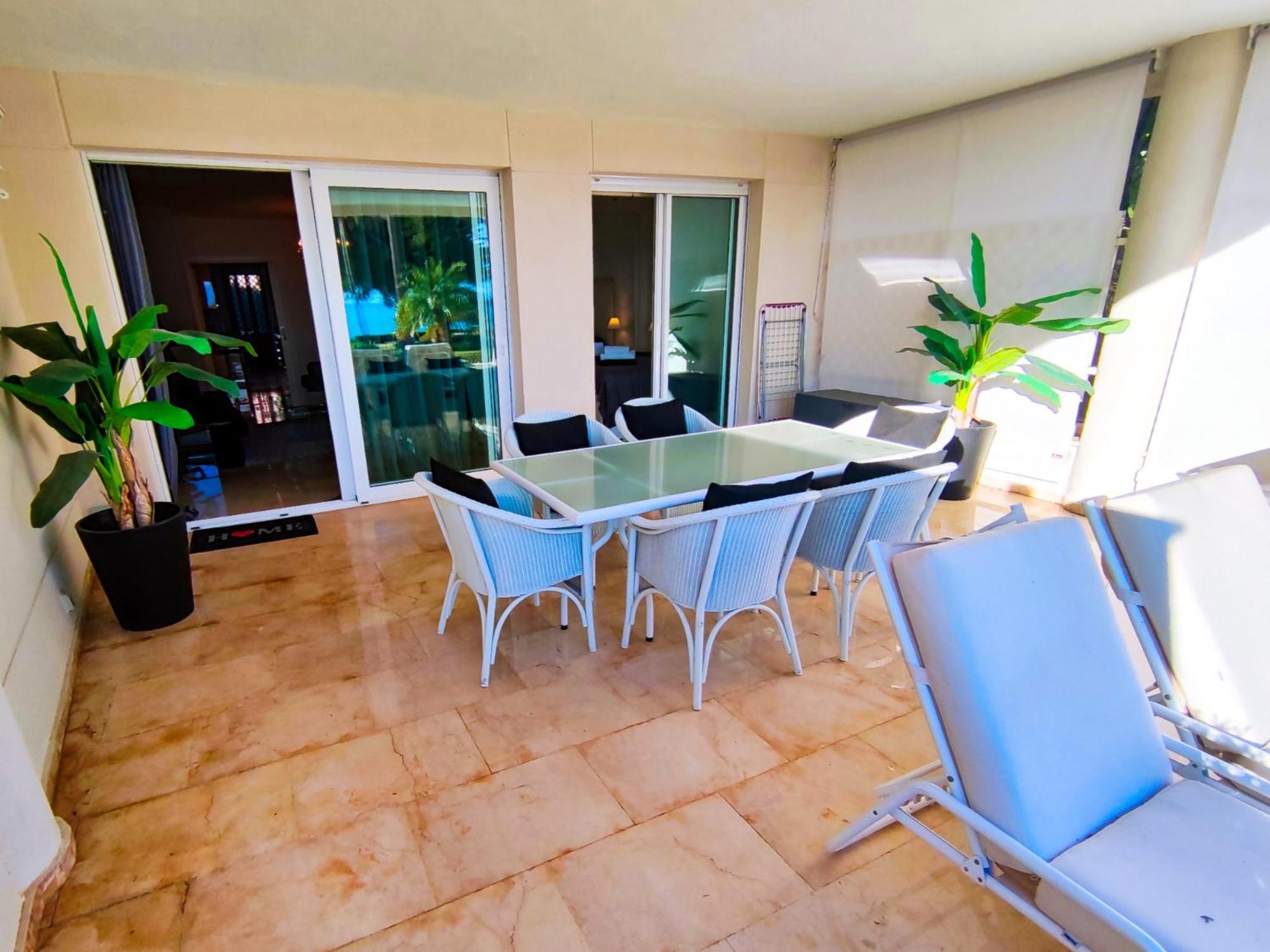 Luxury Frontline Residence Ehhouse เอสเตโปนา ภายนอก รูปภาพ