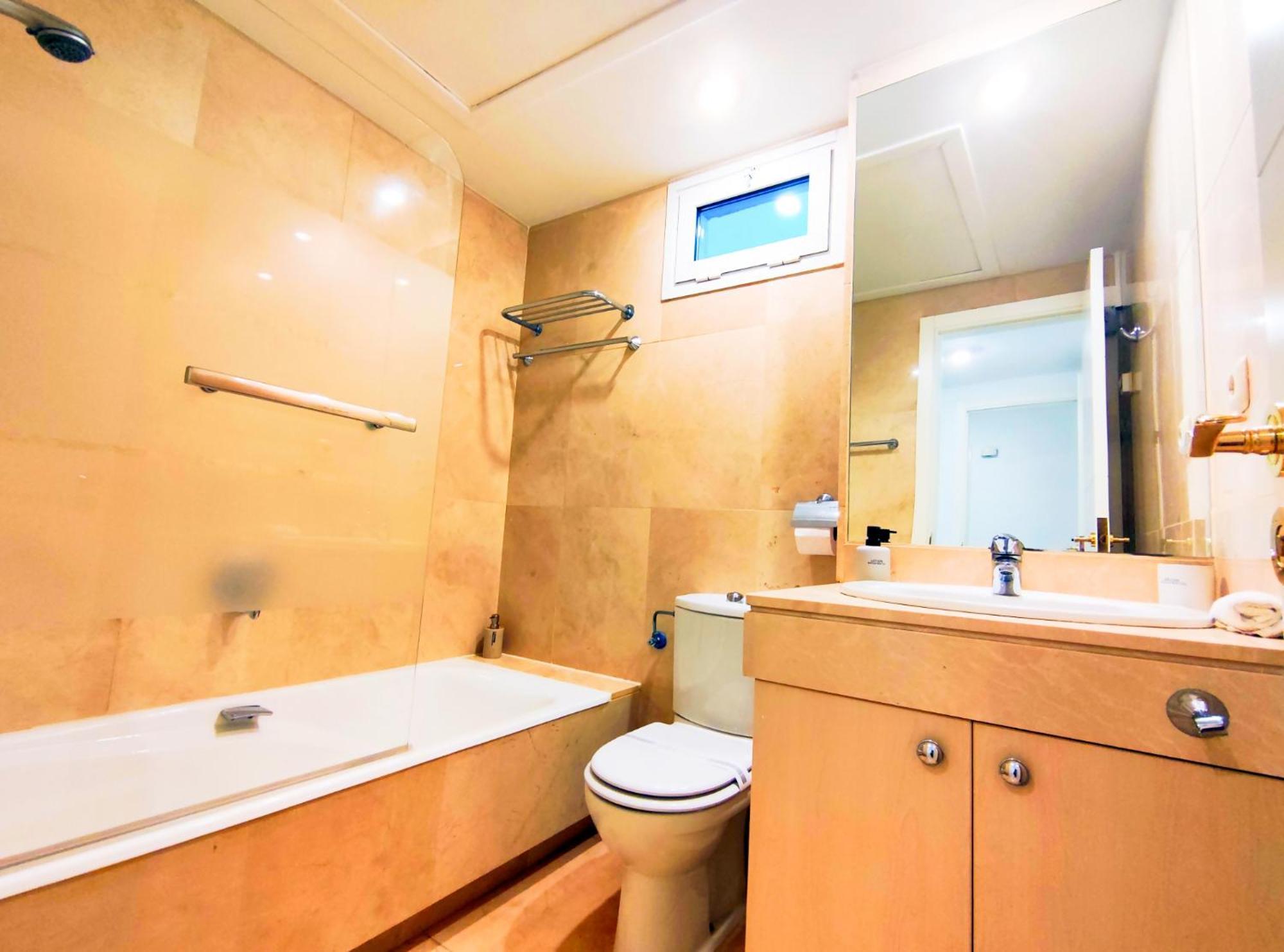 Luxury Frontline Residence Ehhouse เอสเตโปนา ภายนอก รูปภาพ